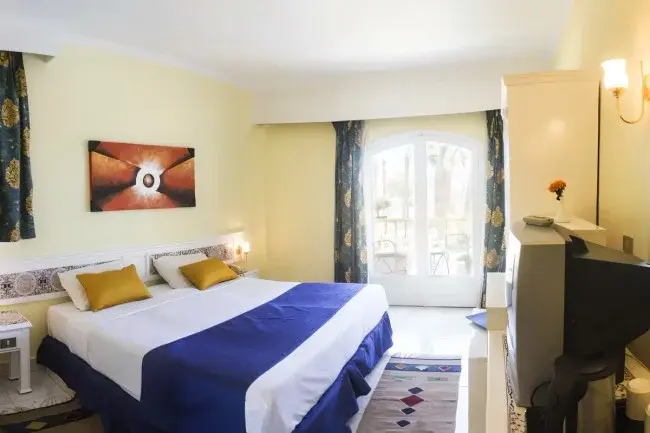 Informatie over het all inclusive Lotus Bay Resort.