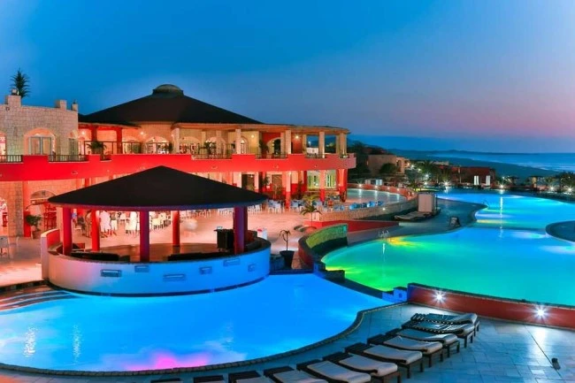 Deal voor all inclusive Occidental Beach.