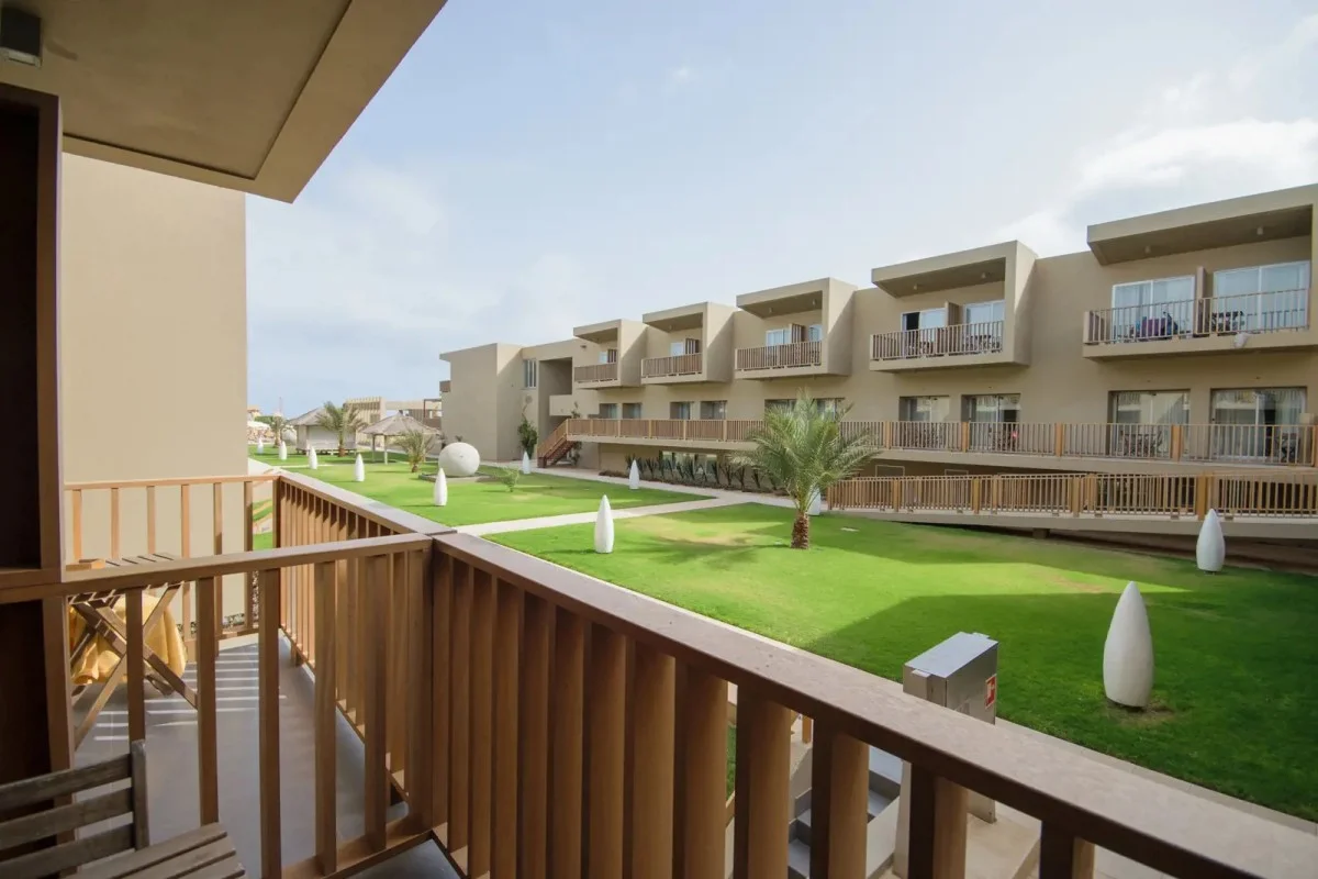 Informatie over het all inclusive Hotel Oasis Salinas Sea.